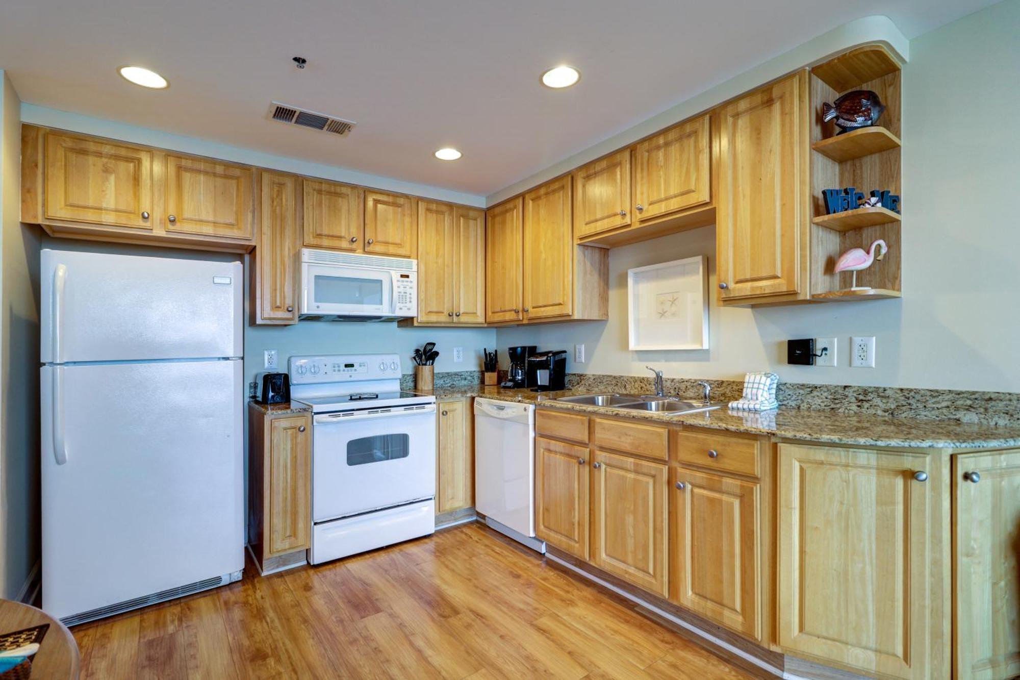Gulf Front! 2 Bedroom 2 Ba! 11Th Floor Condo + Condo Amenities! Panama City Beach Exteriör bild